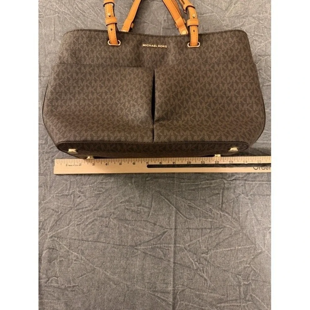 Michael Kors Tote Womens‎ NS Bedford Brown Acorn Signature Logo Pocket NEW